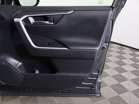 Used 2020 Toyota RAV4 XSE image 24