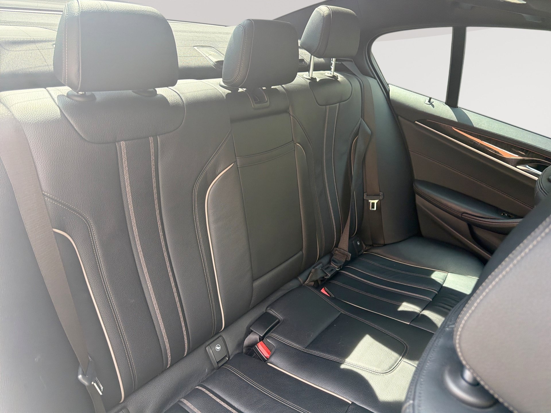 Used 2017 BMW 540i RWD image 27