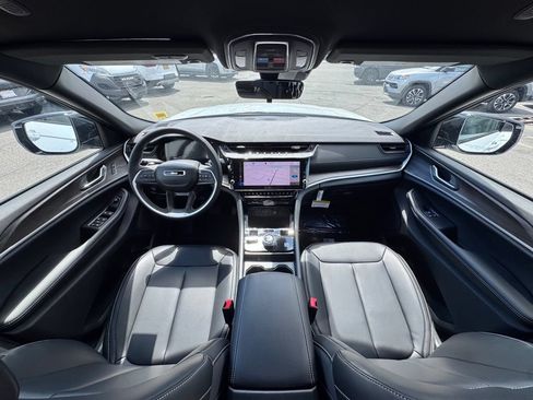 New 2026 Jeep Grand Cherokee Limited AWD/4WD image 24