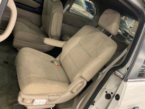 Used 2016 Honda Odyssey LX image 11