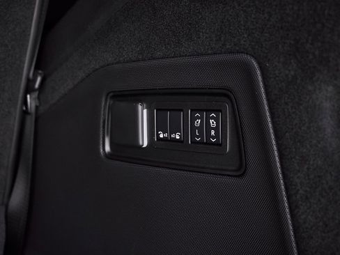 Used 2026 Cadillac Escalade V AWD/4WD image 23