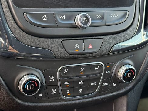 Used 2024 Chevrolet Equinox RS FWD image 24