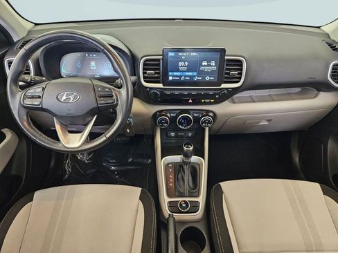 Used 2023 Hyundai Venue SEL FWD image 23