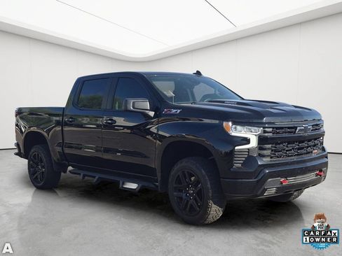 Used 2024 Chevrolet Silverado 1500 LT Trail Boss w/ Convenience Package II AWD/4WD image 8