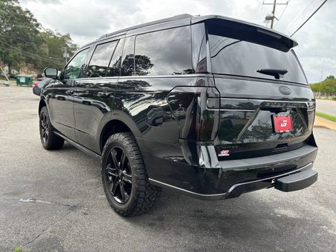 Used 2021 Ford Expedition Limited AWD/4WD image 5