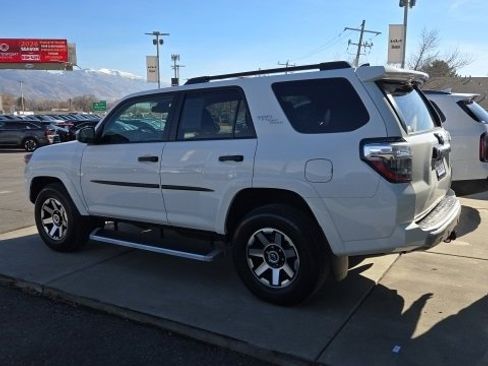 Used 2023 Toyota 4Runner TRD Off-Road image 3