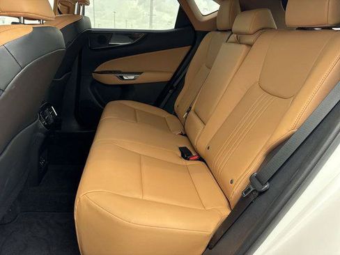 Certified 2025 Lexus NX 250 FWD w/ Accessory Package (Z2) image 23