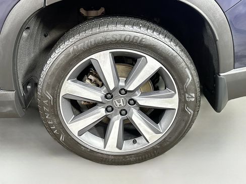 Certified 2025 Honda Pilot Elite image 33