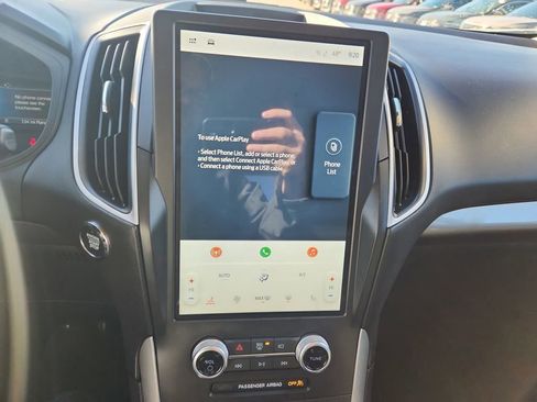 Certified 2024 Ford Edge SEL image 16