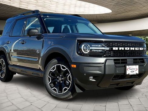 New 2025 Ford Bronco Sport Outer Banks w/ Outer Banks Tech Package+ image 2