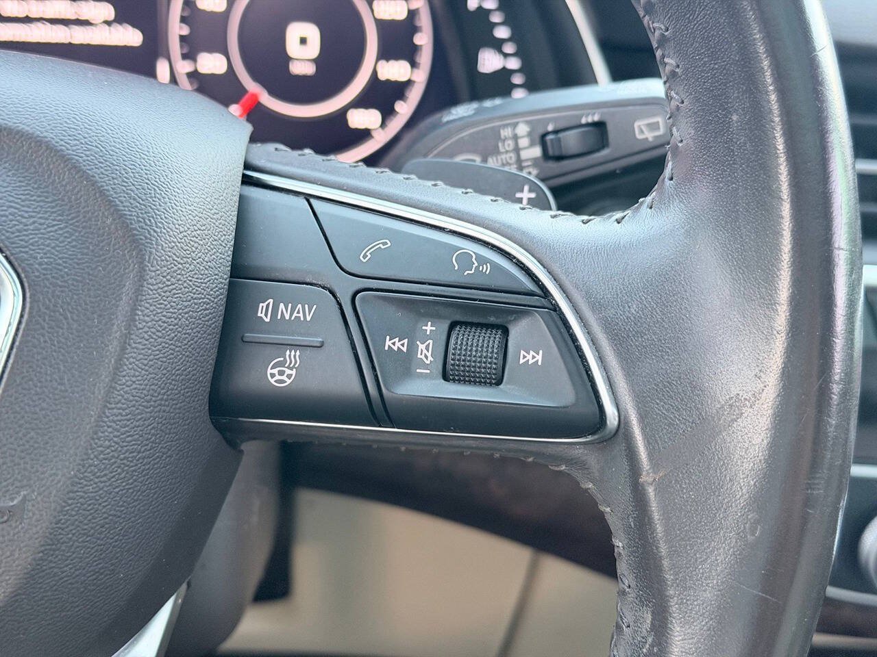 Used 2018 Audi Q7 3.0T Prestige w/ Prestige Package AWD/4WD image 31