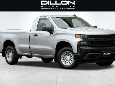 Used 2021 Chevrolet Silverado 1500 W/T w/ WT Convenience Package AWD/4WD image 2