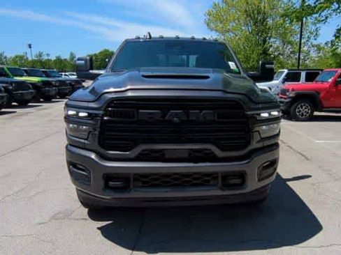 New 2026 RAM 2500 Laramie AWD/4WD image 3