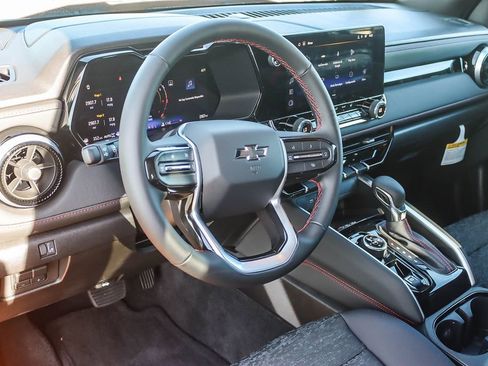 Used 2026 Chevrolet Colorado Z71 w/ Technology Package image 8