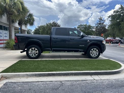 Used 2020 RAM 3500 Laramie AWD/4WD image 4