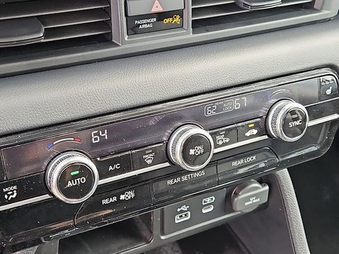 Certified 2024 Honda Pilot EX-L image 17