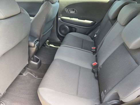Used 2019 Honda HR-V Sport image 38