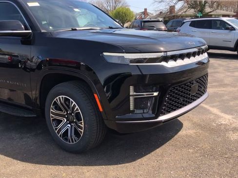 New 2026 Jeep Grand Wagoneer L 4WD image 2
