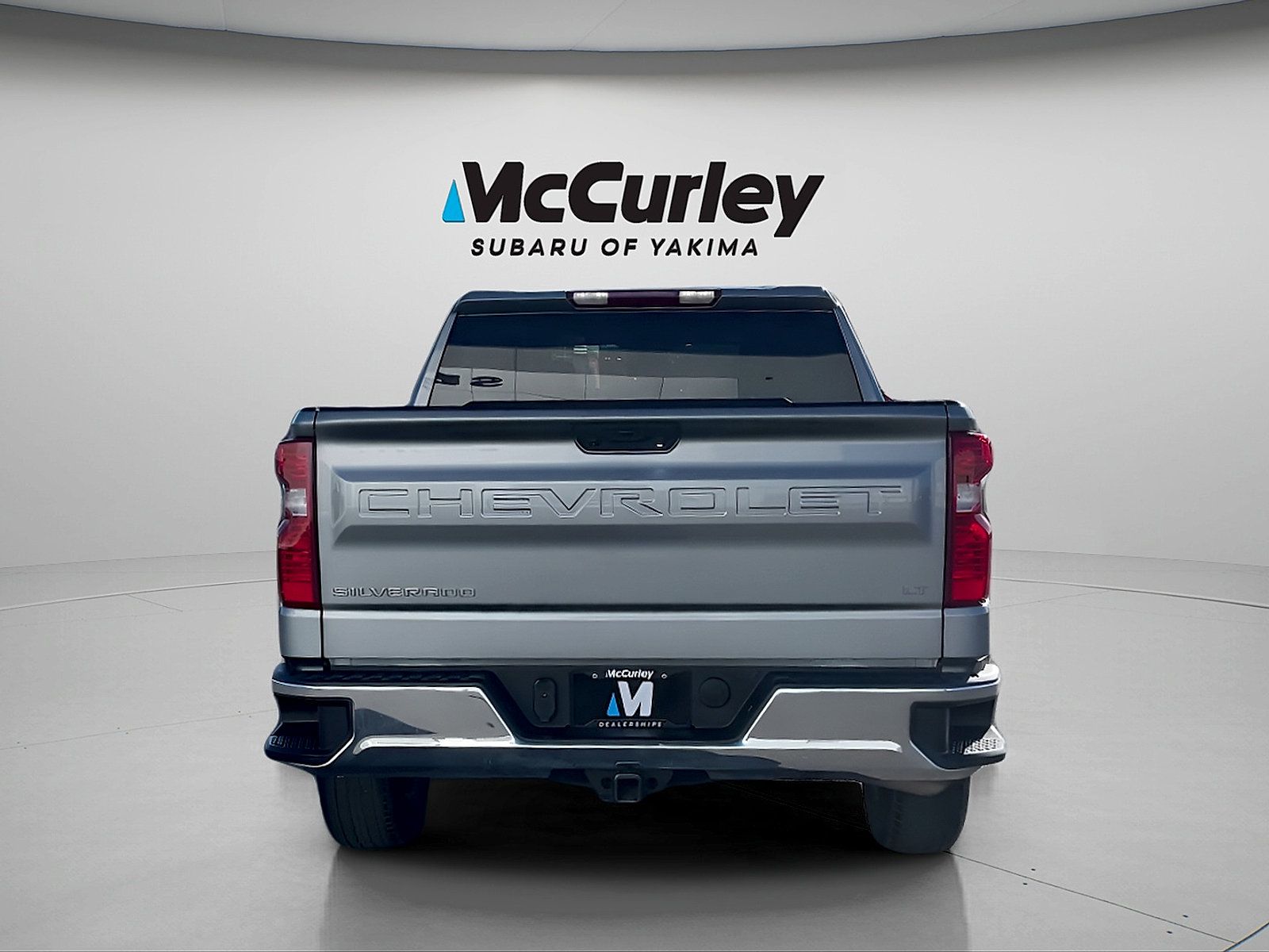 Used 2025 Chevrolet Silverado 1500 LT AWD/4WD image 5