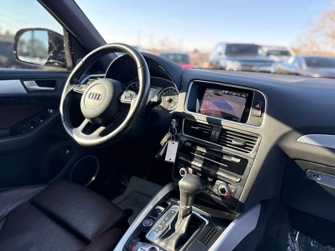 Used 2017 Audi Q5 2.0T Premium Plus w/ Technology Package image 37