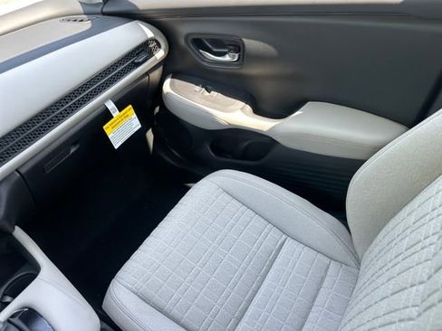 New 2026 Honda HR-V LX image 26