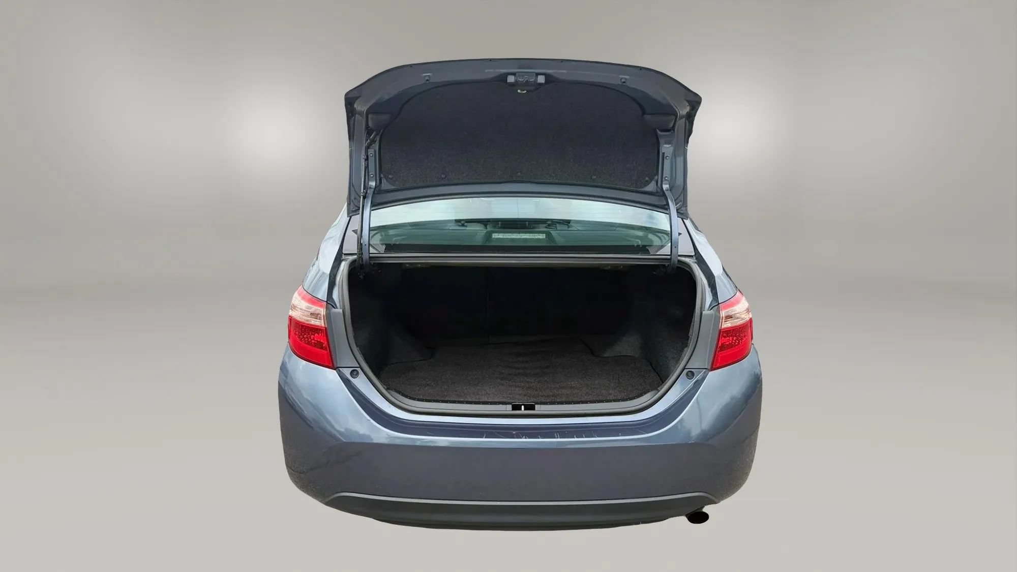 Used 2017 Toyota Corolla LE w/ Carpet Mat Package (TMS) FWD image 29