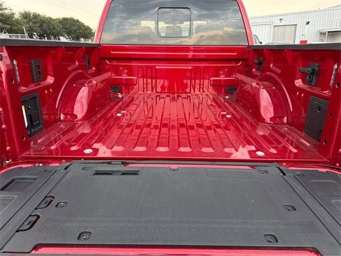 Used 2025 Ford F150 King Ranch w/ FX4 Off-Road Package image 13