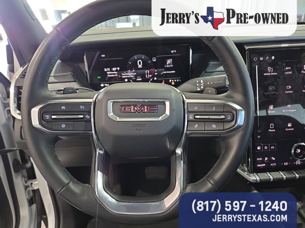 Used 2026 GMC Acadia Elevation w/ Elevation Premium Package FWD image 13