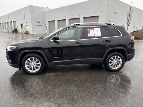 Used 2019 Jeep Cherokee Latitude w/ Popular Appearance Group image 6