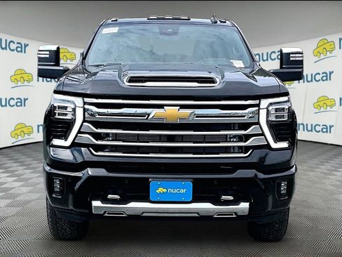 New 2026 Chevrolet Silverado 3500 High Country w/ High Country Premium Package AWD/4WD image 3