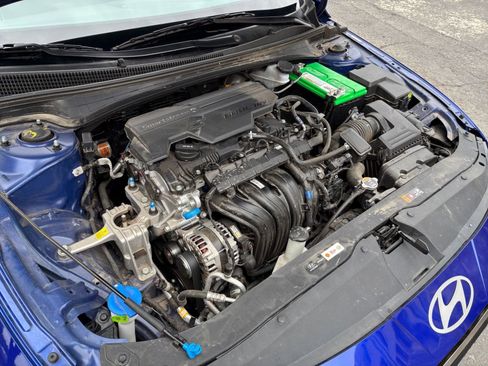 Used 2025 Hyundai Elantra SEL image 26