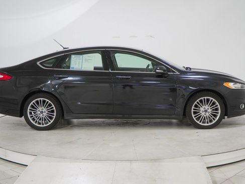 Used 2015 Ford Fusion SE w/ Equipment Group 202A image 11