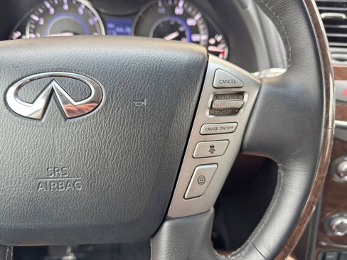 Used 2017 INFINITI QX80 4WD w/ Driver Assistance Package image 22