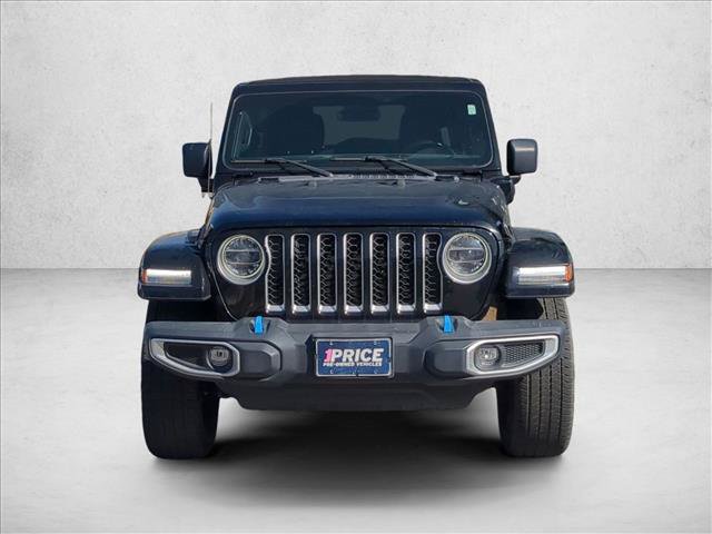 Used 2022 Jeep Wrangler Unlimited Sahara w/ Cold Weather Group AWD/4WD image 2