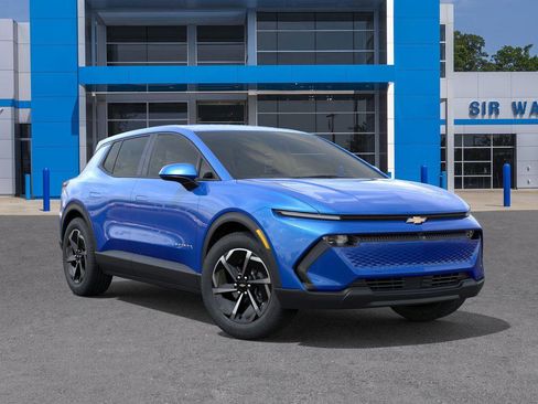 New 2026 Chevrolet Equinox EV LT image 7