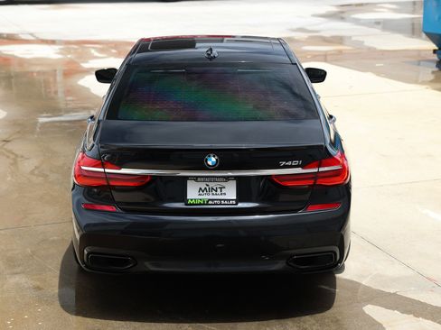 Used 2019 BMW 740i w/ M Sport Package RWD image 12
