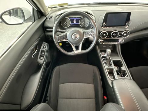 Used 2020 Nissan Sentra SV FWD image 9