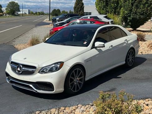 Used 2014 Mercedes-Benz E 63 AMG S-Model image 29