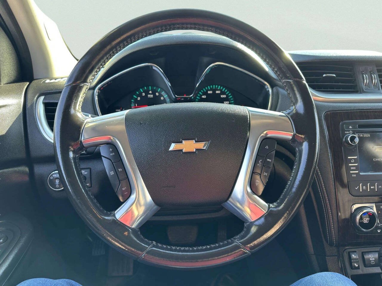 Used 2017 Chevrolet Traverse LT AWD/4WD image 19