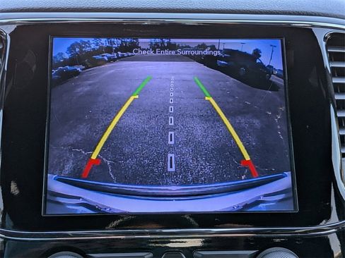 Used 2020 Jeep Grand Cherokee Limited w/ Luxury Group II image 20