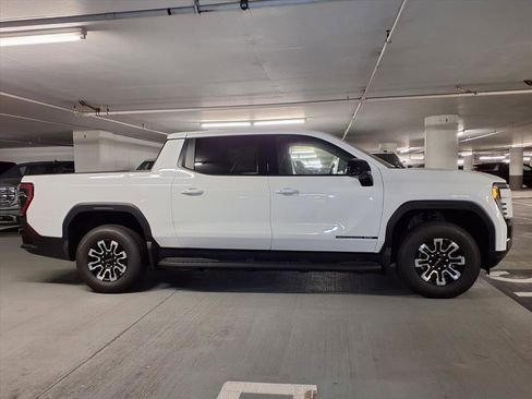 Used 2026 GMC Sierra EV Elevation image 4