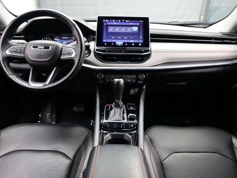 Used 2022 Jeep Compass Limited AWD/4WD image 19