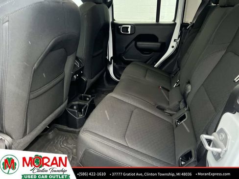 Used 2022 Jeep Gladiator Willys image 13