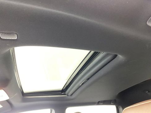 Certified 2022 Toyota Tacoma Limited image 10