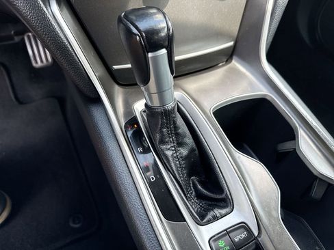 Used 2019 Honda Accord Sport image 19