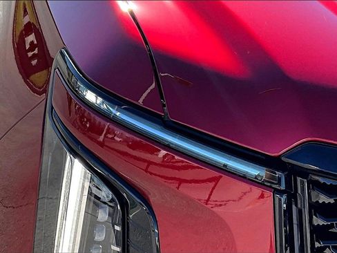 Certified 2025 Cadillac Escalade V image 30