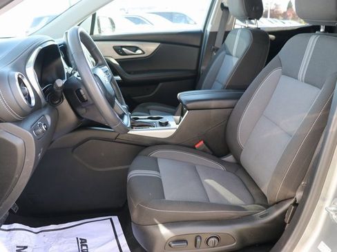 Used 2025 Chevrolet Blazer LT image 17