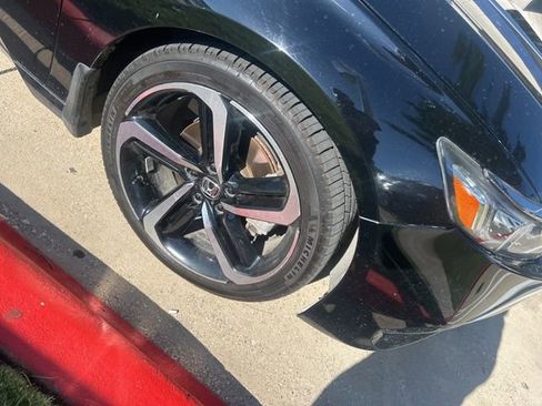 Used 2018 Honda Accord Sport image 3