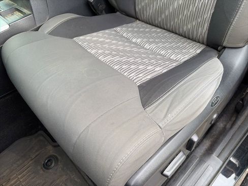 Used 2018 Toyota Tundra SR5 w/ SR5 Upgrade Package image 21