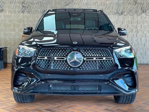 Used 2024 Mercedes-Benz GLE 450e 4MATIC image 3